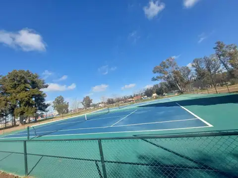 Terreno en Venta en Pilar Del Este, USD 23.900