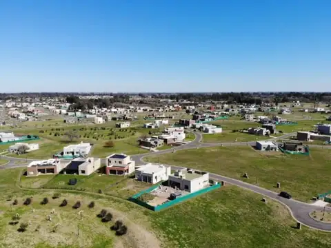 Terreno en Venta en Pilar Del Este, USD 23.900