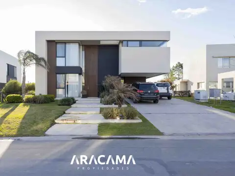 Casa en Venta en Terralagos - Canning