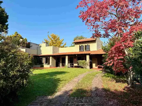 Casa en Venta en Manuel B Gonnet, USD 310.000