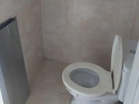 EXCELENTE LOCAL DE 30 MTS2 SOBRE AV A. JONTE 2771, C.A.B.A. A ESTRENAR