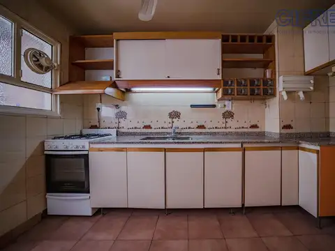 Departamento 4 ambientes con 2 baños