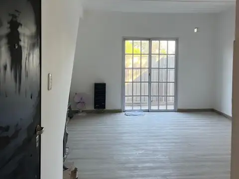 DORREGO ENTRE LAVALLE Y BROWN 100