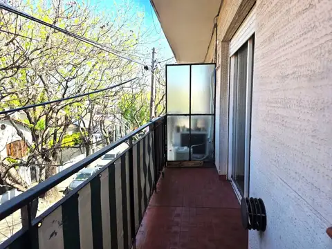 Venta departamento 2 ambientes en Florida