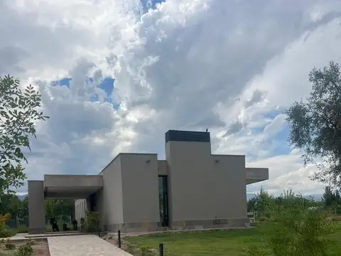 Terreno en Venta en Chacras de Coria, USD 110.000