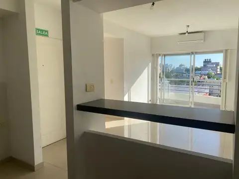 Departamento en Alquiler en Monte Castro, $ 820.000