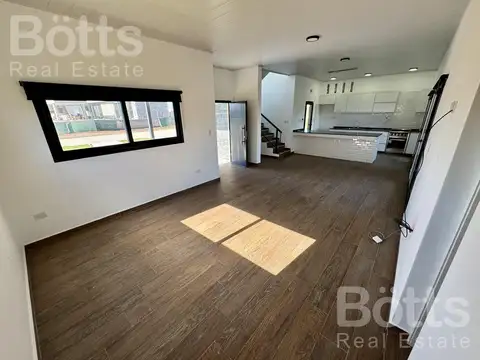 Casa en Alquiler en Countries y Barrios Cerrados en Ezeiza, USD 1.800