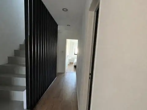 Depto Tipo Casa en Venta con 1 cocheras