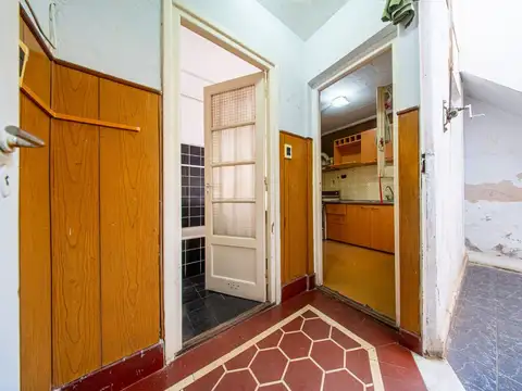 VENTA CASA 2 DORMITORIOS B ECHESORTU A RECILAR.