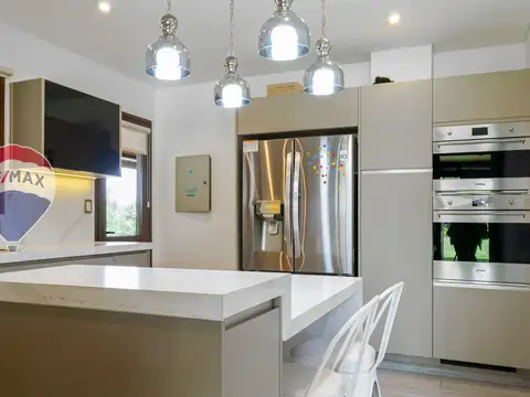 CASA VENTA 5 AMBIENTES SANTA RITA CANNING PERMUTA