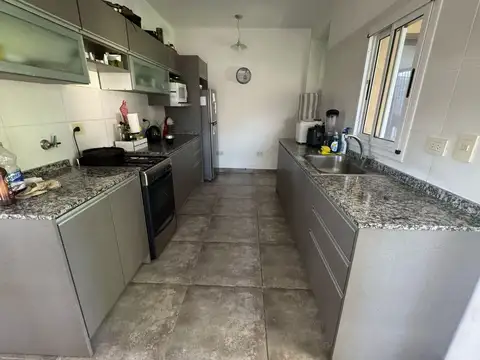 Casa 3 ambientes con 3 baños