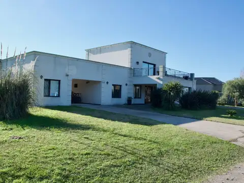 Casa en Venta en Comarcas de Luján, USD 275.000