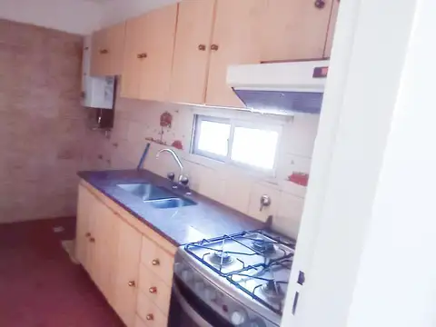 Departamento en Alquiler en Flores, $ 850.000
