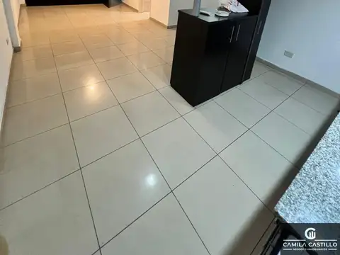 DEPARTAMENTO EN VENTA EN LOMAS DEL MIRADOR - CON BALCON