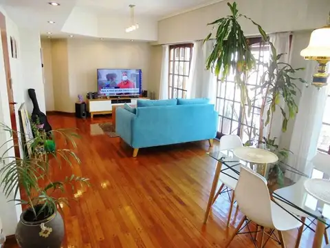Venta de Departamento 4 AMBIENTES en Flores