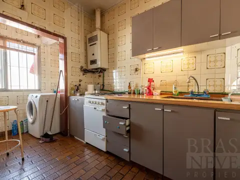 Casa 6 ambientes con 3 baños