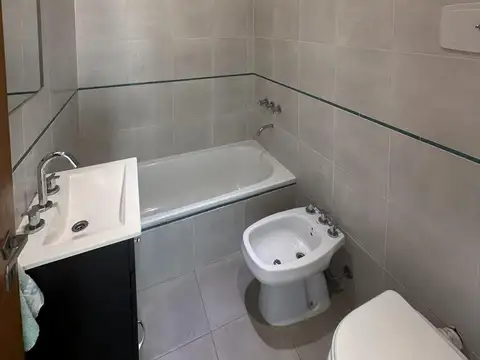 Departamento en Alquiler en Olivos Vias/Maipu, $ 980.000