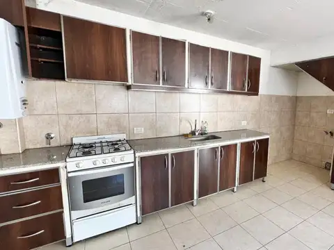 Depto Tipo Casa en Venta de 3 ambientes