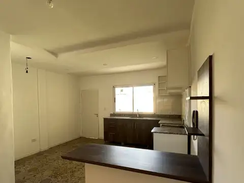 Depto Tipo Casa en Venta de 4 ambientes