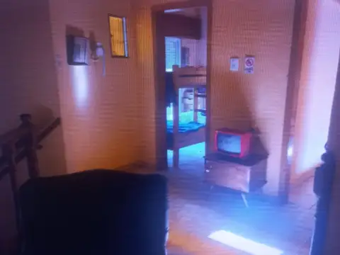 Depto Tipo Casa 3 ambientes con 2 baños