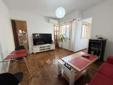ECUADOR Y AV. CORDOBA - T/AL CFTE 36 M2 IMPECABLE BAULERA V/ABIERTA TODO SOL