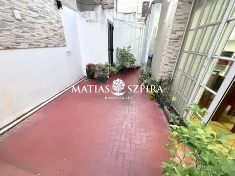 Depto Tipo Casa en Venta con 1 cocheras