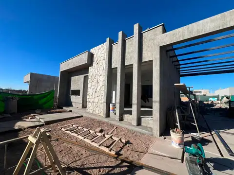 Casa en Venta en Mayor Drummond, Lujan de Cuyo