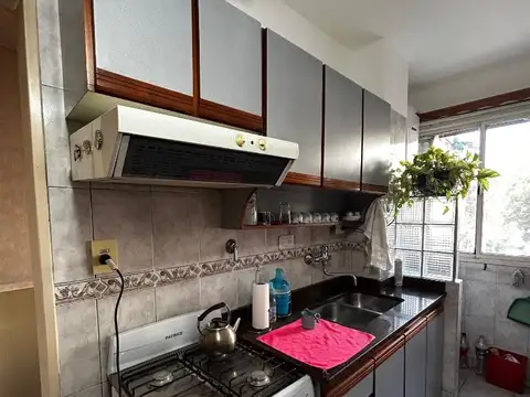 3 amb amplio al frente con dep  2 baños balcón francés impec