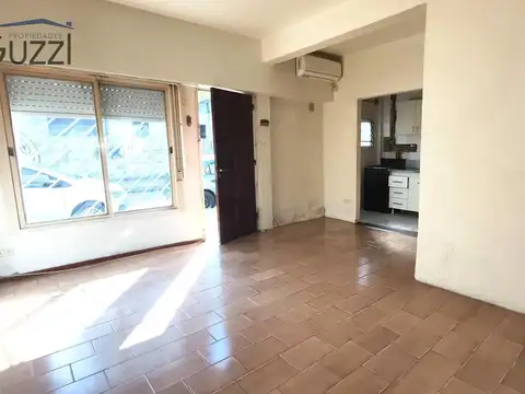 Depto Tipo Casa en Venta en Munro-Oeste, USD 79.000