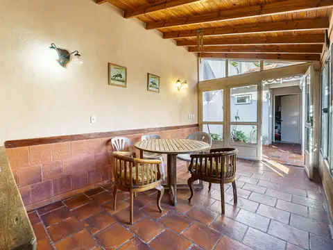 Casa en Venta en Olivos, USD 180.000