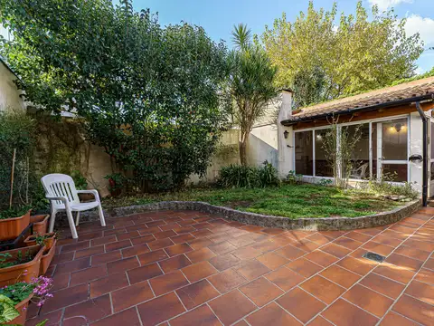 Casa en Venta de 3 Ambientes Apto Crédito en Olivos