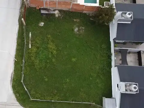 Lote semi centrico con todos los servicios en Tandil