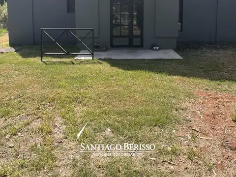 Casa en Barrio Parque Las Lomadas