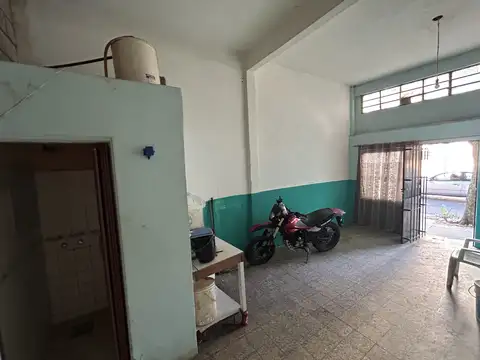 Local en Venta 40 años