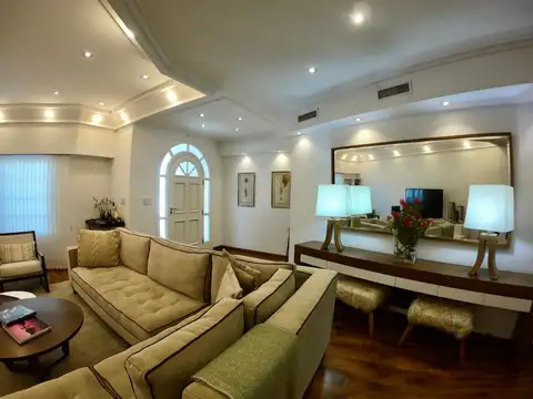 Casa en Venta de 5 dormitorios