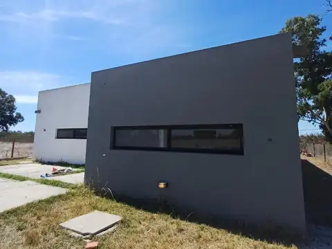 Venta de casa a terminar