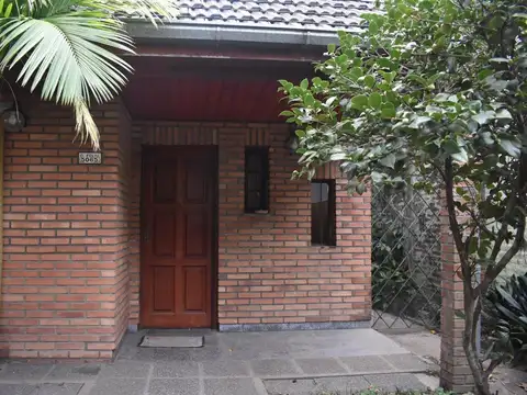 Casa en Venta en Munro, USD 145.000