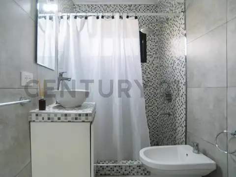 Casa en venta en Berisso sobre av. Montevideo Los Talas 4 dormitorios