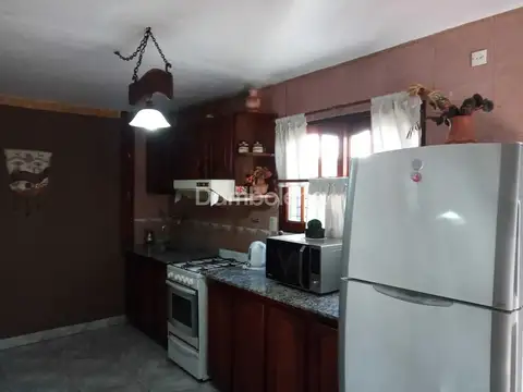 Casa Chalet  en Venta en San Antonio De Padua, Merlo