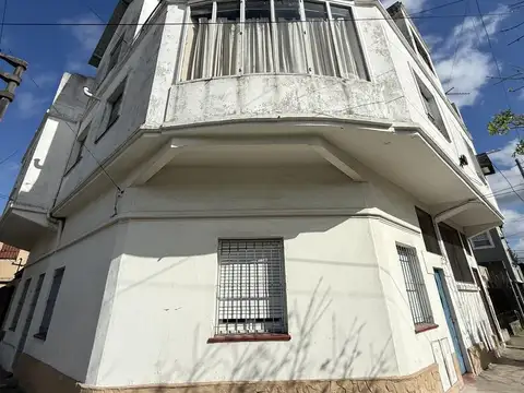 MEDEYROS al 600 esq. TROLE