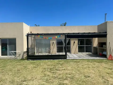 Venta Casa 4 amb con pileta en Santa Isabel 2 Ing Maschwitz