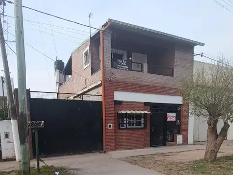 CASA EN VENTA - PASTEUR 2565 - VGG 