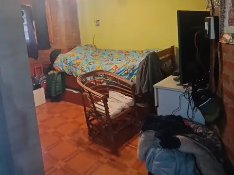 CASA EN VENTA - PASTEUR 2565 - VGG