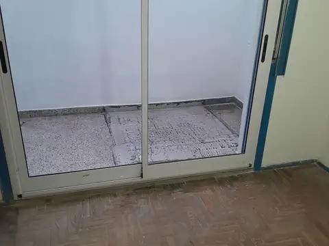 Depto Tipo Casa en Alquiler en Parque Avellaneda, $ 700.000