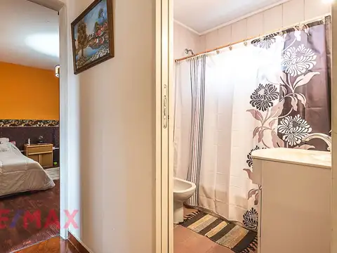Casa 6 ambientes con 3 baños