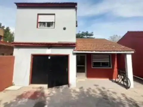 Casa en venta - 2 Dormitorios 1 Baño - San Clemente del Tuyú