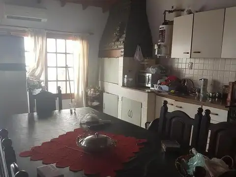 Depto Tipo Casa 3 ambientes con 2 baños