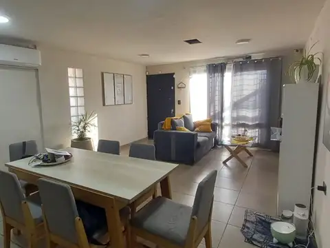 Casa en Alquiler en San Ignacio, $ 800.000