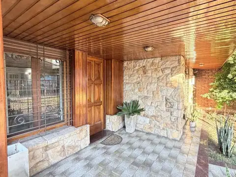 Casa en Venta en Quilmes Oeste, USD 155.000