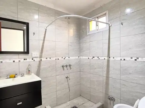 Depto Tipo Casa 2 ambientes con 1 baño